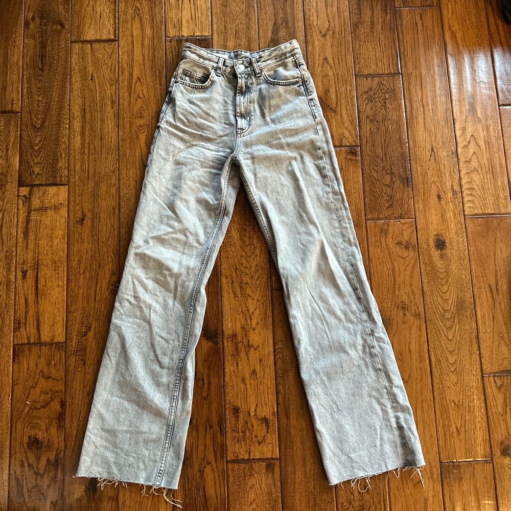 Zara light denim / gray long straight like Jean